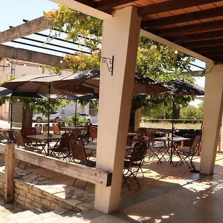 De L'aven Hotel