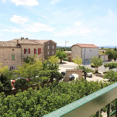 Hotel De L'aven